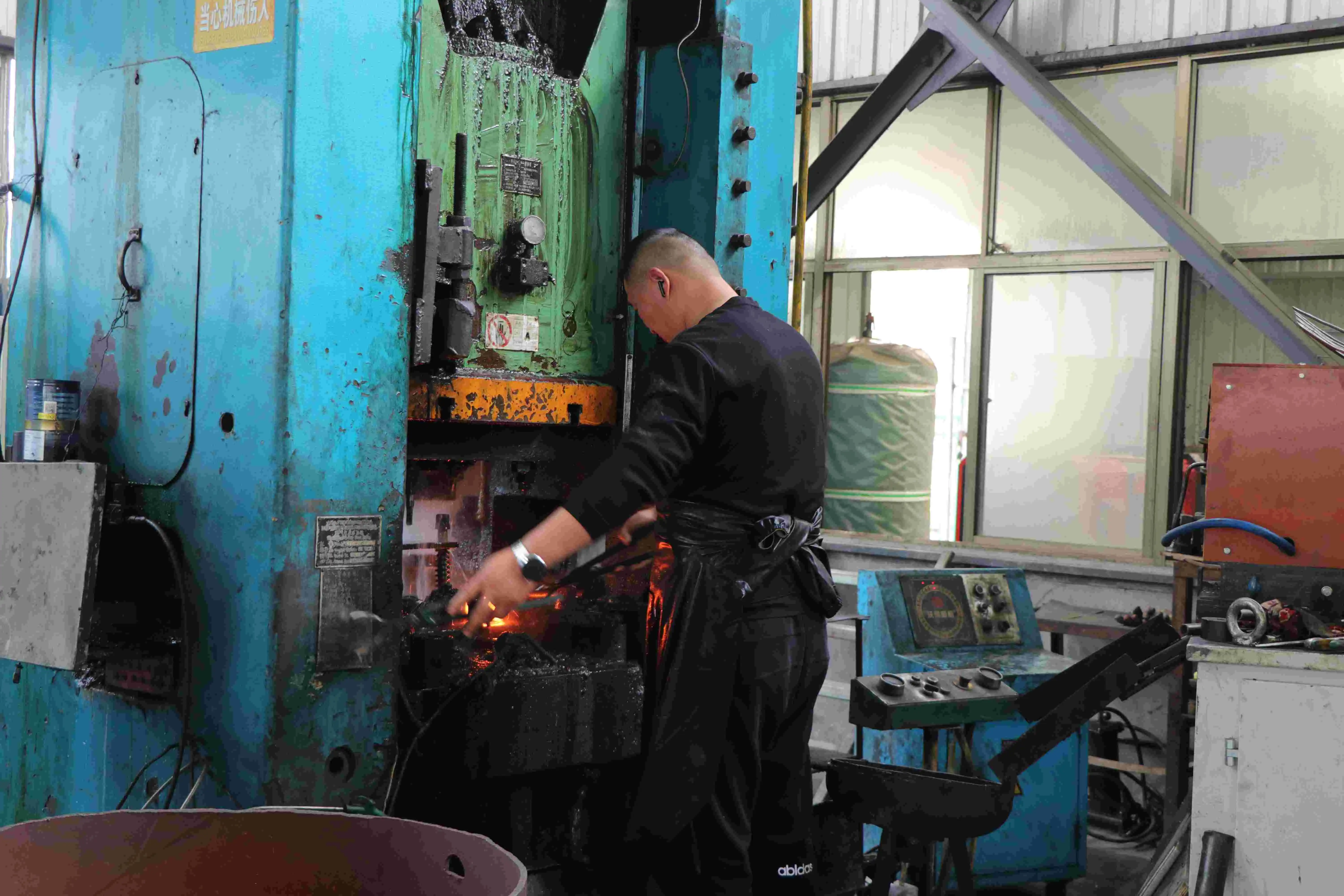 Extension rod Extension rod