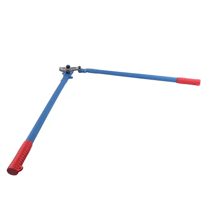 Metal and plastic pipe cutters Metal and plastic pipe cutters